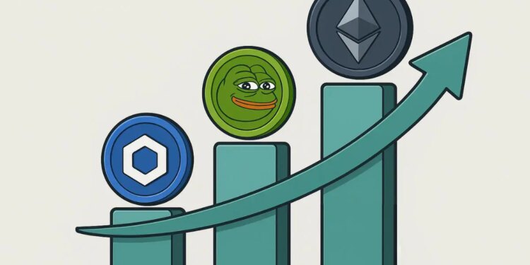 3 Altcoins to Buy as Ethereum Holds $4,386 — Analysts Highlight ETC, LINK, and MAGACOIN