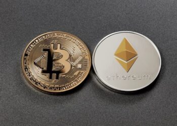 Cathie Wood Says Bitcoin ‘Owns The Cryptocurrency Space’ — Here Is Why The Ark CEO Differs With Tom Lee On Ethereum