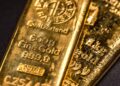 Is gold or bitcoin the better investment?