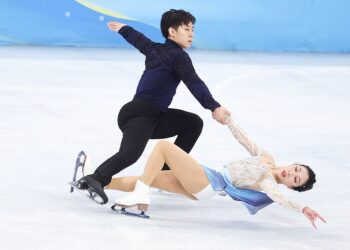 Figure skating pair Sui/Han to lead charge at 2025 Cup of China