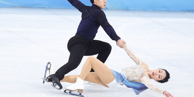 Figure skating pair Sui/Han to lead charge at 2025 Cup of China