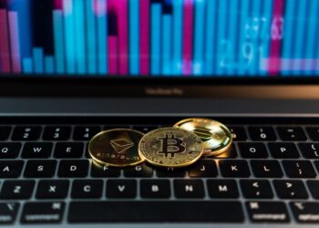 Grayscale Launches Wall Street’s First Ethereum, Solana Staking ETFs