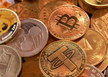 Crypto market bloodbath! Bitcoin, Ethereum tank after Trump imposes 100% tariff on Chinese imports