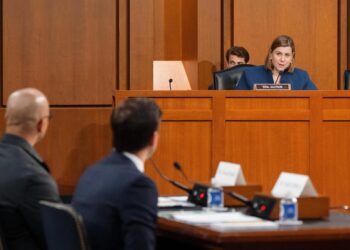 Slotkin Demands Answers from Trump Envoy Steve Witkoff on Failure to Divest Ownership of Crypto Assets