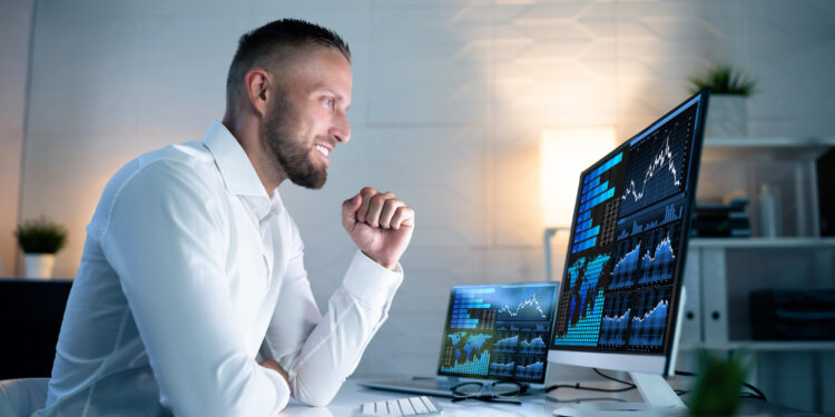 The Smartest Cryptocurrency to Buy With $1,000 Right Now