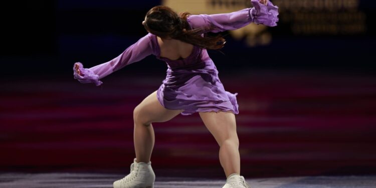 Liu leads at Cup of China; Olympic champs Sui and Han comeback