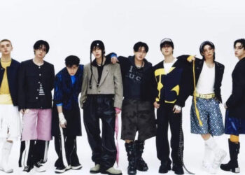 Stray Kids & TWICE Achieve RIAA Platinum Certifications; Jennie Makes Solo History |