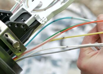 Losses Grow 41.1% Annually, Deep Value Narrative Faces Margin Doubts