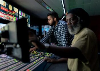 Large Traders Take Diverging Strategies on Crypto Market Volatility