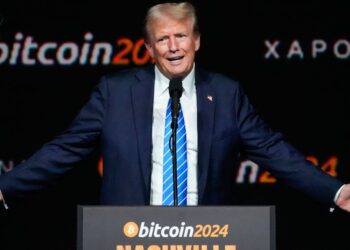 Trump Family Assets Drop $1 Billion as Cryptocurrency Prices Plunge