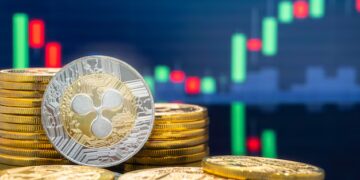 XRP Price To $10, Solana To $600, And Dogecoin At $0.75? Analyst Reveals When