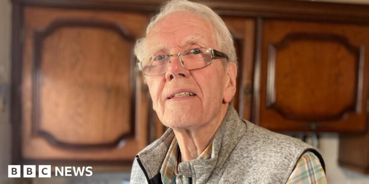 Elderly man scammed out of £35k left feeling ‘broken’