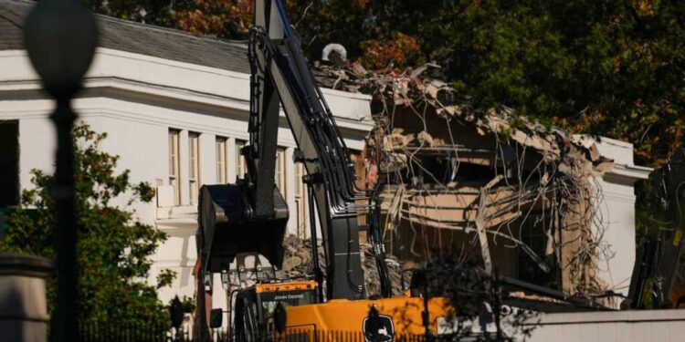 Trump’s excesses enrich only him, not Americans