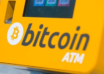 Bitcoin slides gain as investors lose appetite for crypto