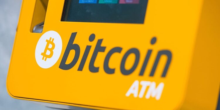 Bitcoin slides gain as investors lose appetite for crypto
