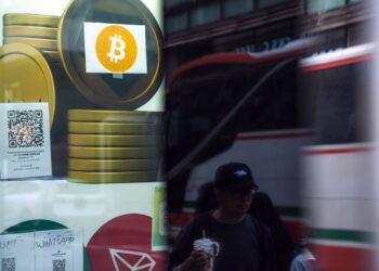 Bitcoin (BTC) Slides Below $90,000 After Fed Cut While Stocks Rally