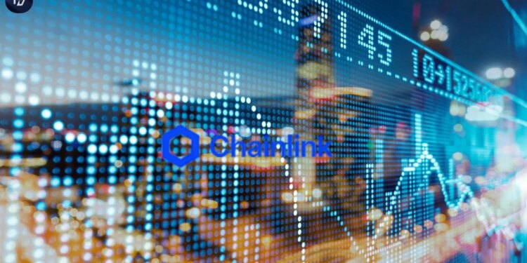 Chainlink Whale Raises Holdings To 445K Tokens As LINK Eyes $14.5 Target