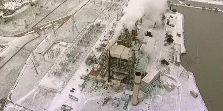 How data centers could impact Texas’ power grid this winter