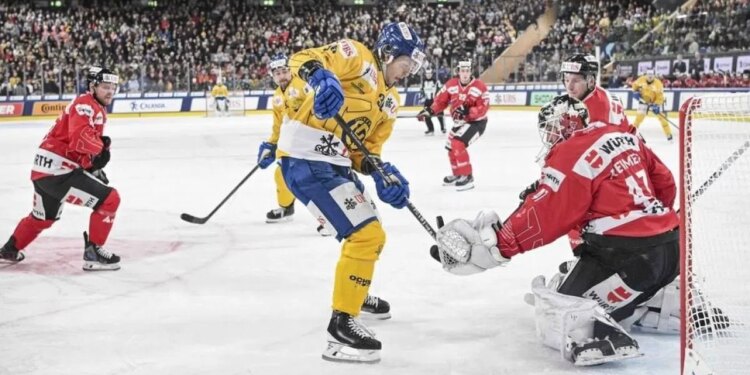 Kamloops’ Hicketts records assist as Canada falls to hosts Davos in Spengler Cup