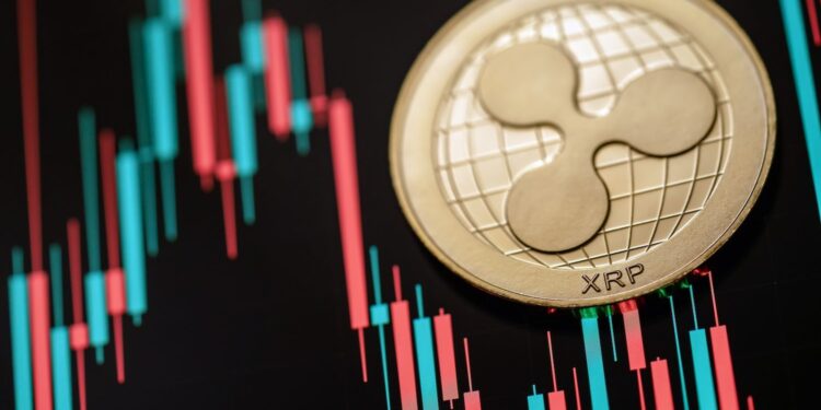 XRP Holds $1.85 As Bitcoin Rebound Fades Despite $1.25B In ETF Assets