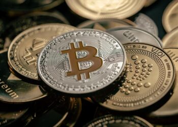 Officials crack down on $1 billion cryptocurrency scheme: ‘Suspected of being involved’