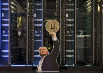 Trump’s First National Bank of Scams Is Coming