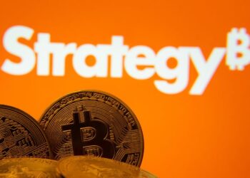 As Bitcoin Retakes $95,000, Should You Buy, Sell, or Hold MicroStrategy Stock?
