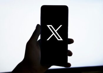 Elon Musk’s X Launching In-App Crypto Trading? Changpeng Zhao Amplifies Claim, Gets Flagged After Sharing Old Announcement