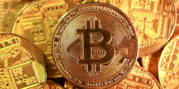 Morgan Stanley files for bitcoin, solana ETFs in digital assets push – The Standard (HK)