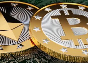 Bitcoin Hovers At US$90,000 As Ethereum Retreats