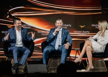 An honour to host two panels at the inaugural World Liberty Forum at Mar-a-Lago🙏 Dan Loeb and Philippe Laffont Daniel Loeb Philippe Laffont Don Jr and Eric Trump Donald Trump Jr. The Eric Trump…