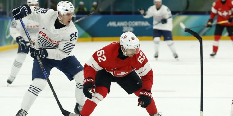 Switzerland’s Denis Malgin, Andrea Glauser leave game against Canada
