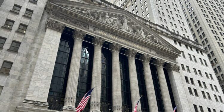 CME Group Eyes ‘CME Coin’ After JPMorgan Success—Chart Shows Breakout To $320 – CME Group (NASDAQ:CME)