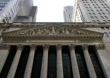 Is The Next Move A Breakout Or A Brutal ETH Liquidity Trap?