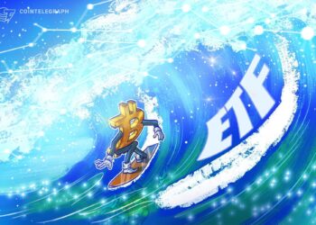 Bitcoin ETFs See $164M Outflows As BTC Dips Below $71K