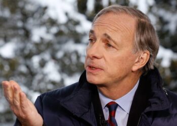 Hedge Fund Billionaire Ray Dalio Says Bitcoin Isn’t a Substitute for Gold