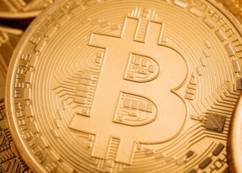 Bitcoin outperforms gold and stocks since beginning of Iran conflict