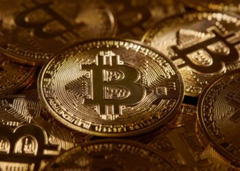 Crypto Investors Cautious as Iran Conflict Continues