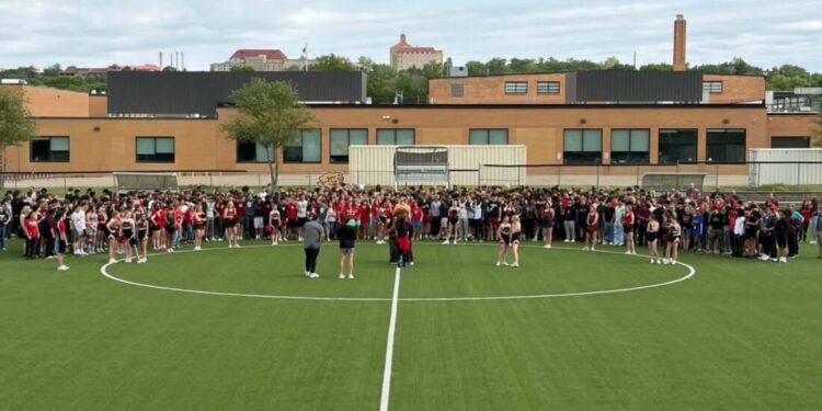 Lawrence High School welcomes Team Algeria for the World Cup | News, Sports, Jobs