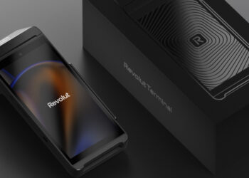 Revolut makes bet on crypto with physical card