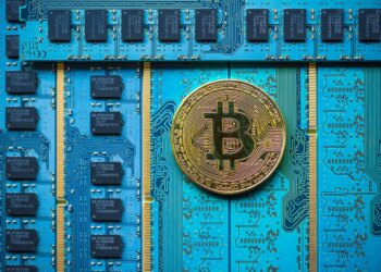 Bitcoin Hits Lowest Level This Month – $800 Million Crypto Bets Get Wiped Out