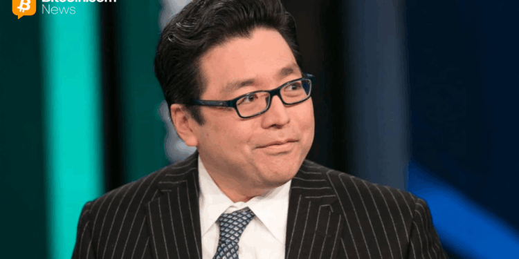 Why Tom Lee Predicts a Massive Ethereum Rebound in 2026
