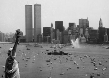 The bicentennial brought fireworks, a Freedom Train and Farrah