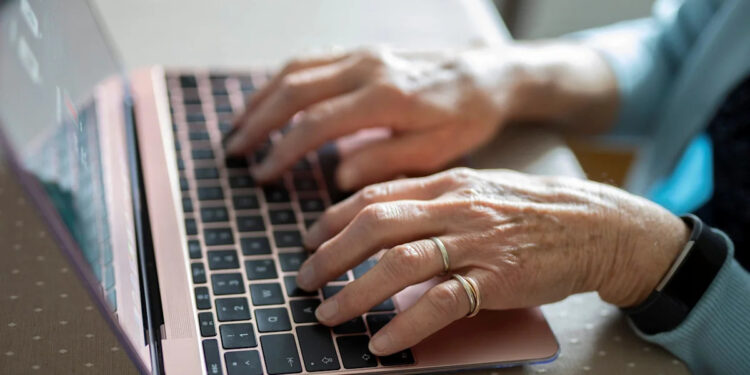 Elderly woman loses £250k in cryptocurrency scam