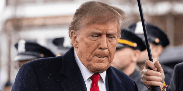 Trump Declares Iran Deal Done, Reopens Strait of Hormuz — Bitcoin Climbs Past $65K – Bitcoin News