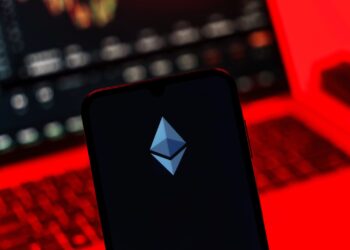 Tom Lee Breaks Down 2 Reasons Ethereum Is Vital for the Future of AI