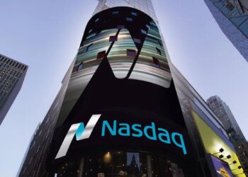 La diretta da Wall Street | A metà seduta, borse Usa in ordine sparso: Dow Jones e S&P 500 in crescita, Nasdaq in rosso a causa dei chip