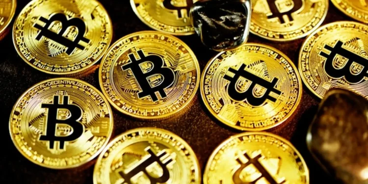 Bitwise CIO Says Next Crypto Bull Run Will Be Led by Hyperliquid-Style Protocols, Robinhood