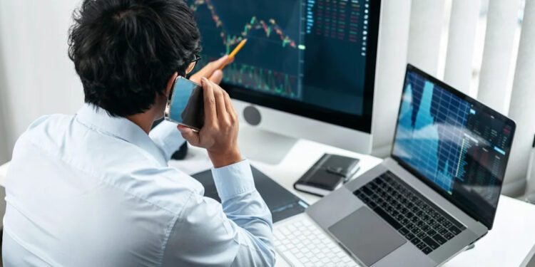 Why Money Is Leaving Bitcoin for Hyperliquid