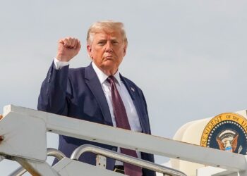 Trump reports over $1 billion in crypto income in financial disclosure